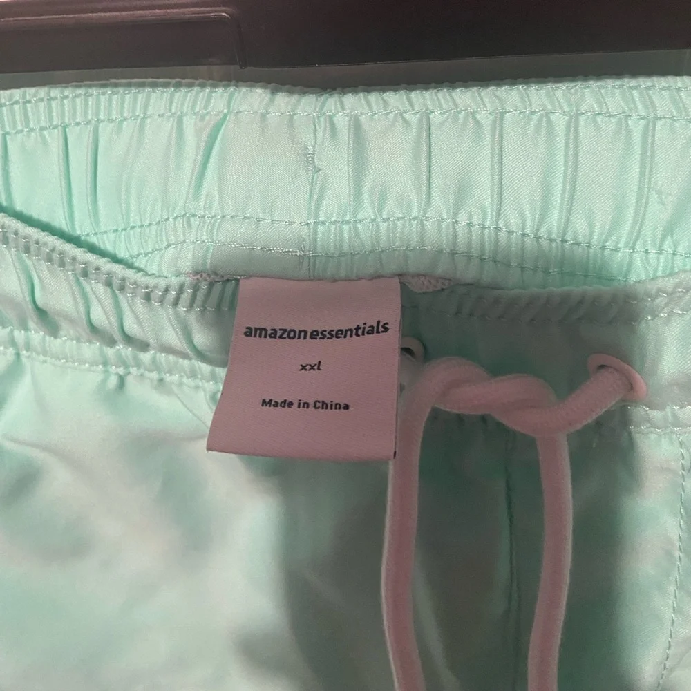 Amazon Essentials Swim Trunks - Picture 4 of 4